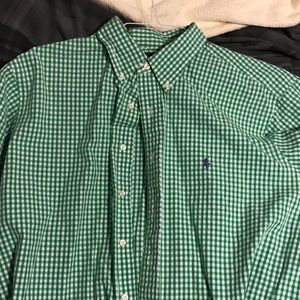 Class Fit men’s long sleeve dress shirt